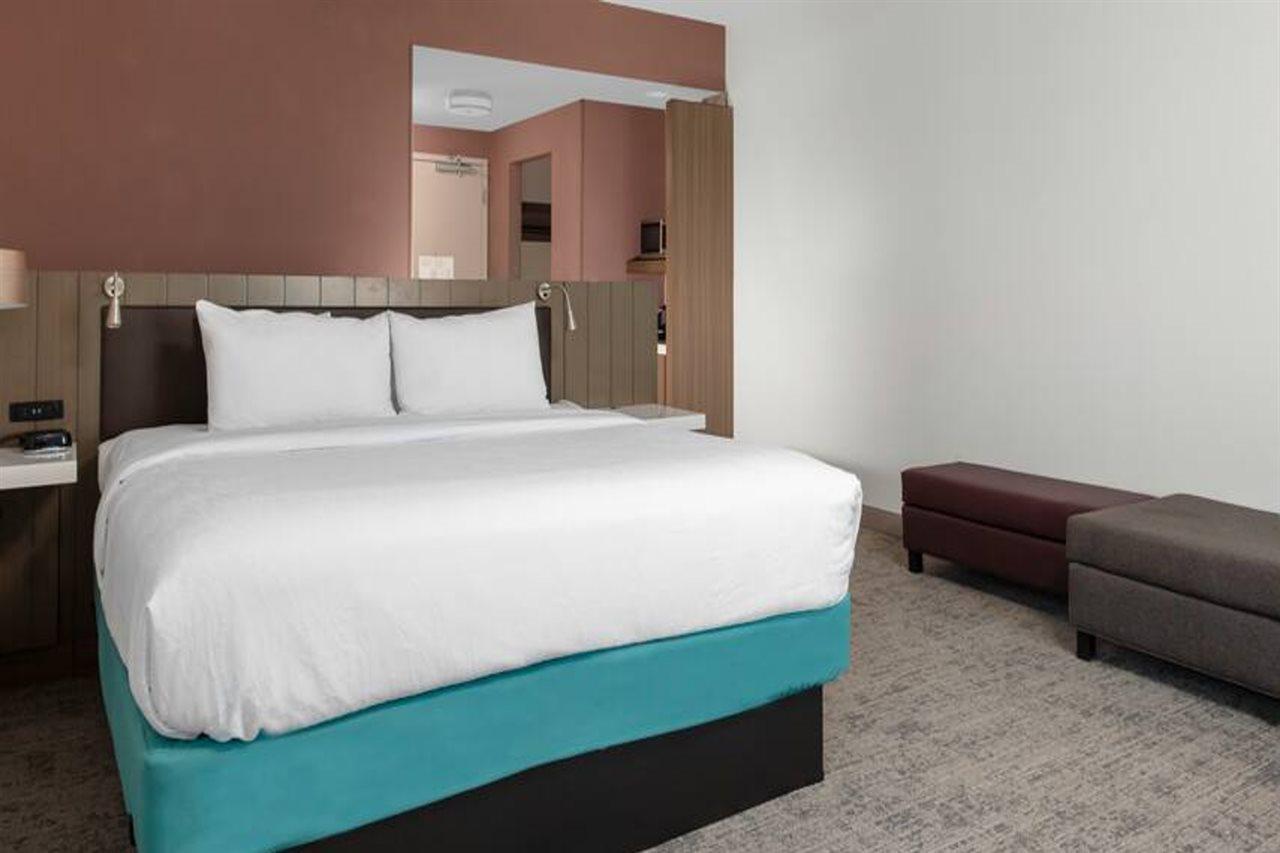 Hotel Hilton Garden Downtown 3*